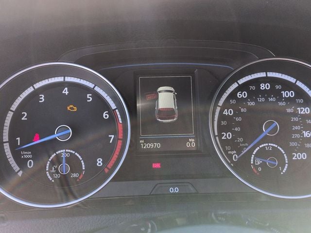 2017 Volkswagen Golf R 4-Door w/DCC & Navigation