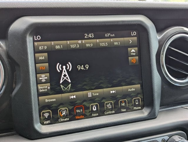 2019 Jeep Wrangler Unlimited Sahara Altitude 4x4