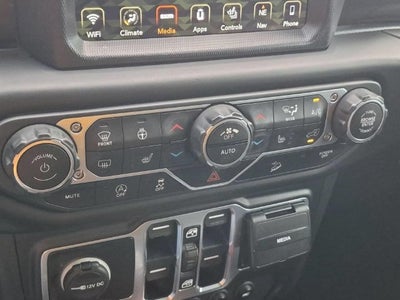 2019 Jeep Wrangler Unlimited Sahara Altitude 4x4