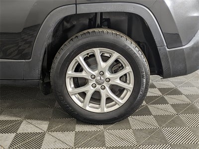 2016 Jeep Cherokee Sport