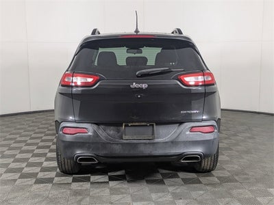 2016 Jeep Cherokee Sport