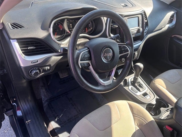 2016 Jeep Cherokee Sport