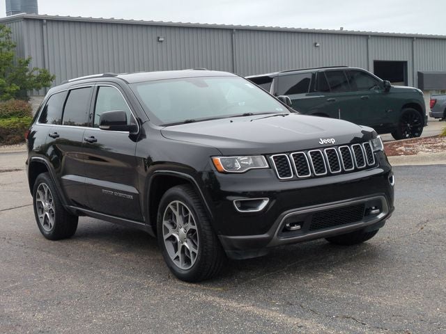 2018 Jeep Grand Cherokee Sterling Edition 4x4