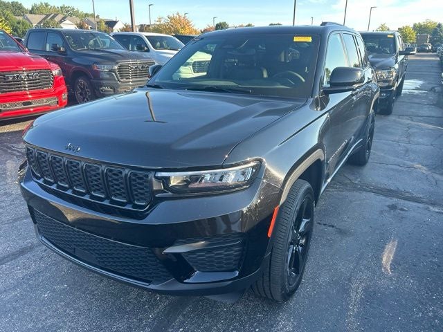 2023 Jeep Grand Cherokee Altitude 4x4