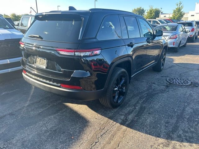 2023 Jeep Grand Cherokee Altitude 4x4