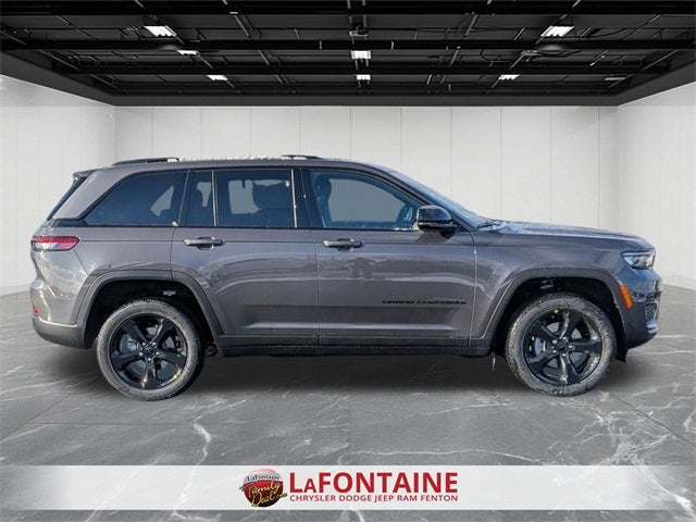 2025 Jeep Grand Cherokee GRAND CHEROKEE ALTITUDE X 4X4