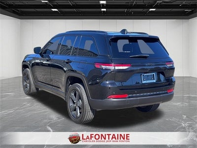 2025 Jeep Grand Cherokee Altitude X 4x4