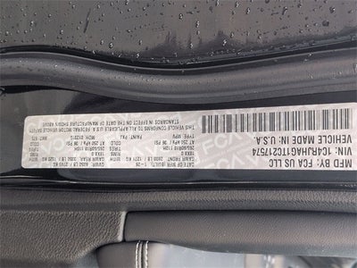 2026 Jeep Grand Cherokee GRAND CHEROKEE LAREDO X 4X4