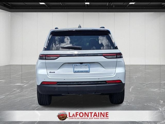 2023 Jeep Grand Cherokee Altitude 4x4