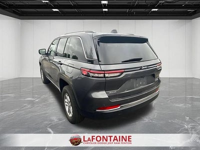 2023 Jeep Grand Cherokee Laredo 4x4