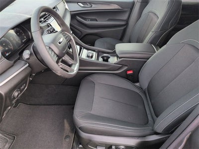 2026 Jeep Grand Cherokee GRAND CHEROKEE LAREDO X 4X4