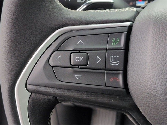 2026 Jeep Grand Cherokee GRAND CHEROKEE LAREDO X 4X4