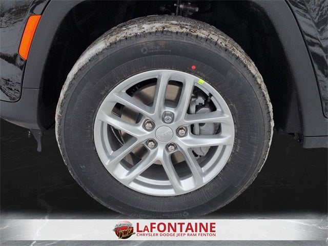 2026 Jeep Grand Cherokee GRAND CHEROKEE LAREDO X 4X4