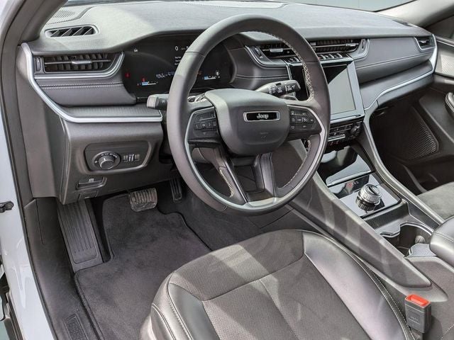 2025 Jeep Grand Cherokee Altitude 4x4