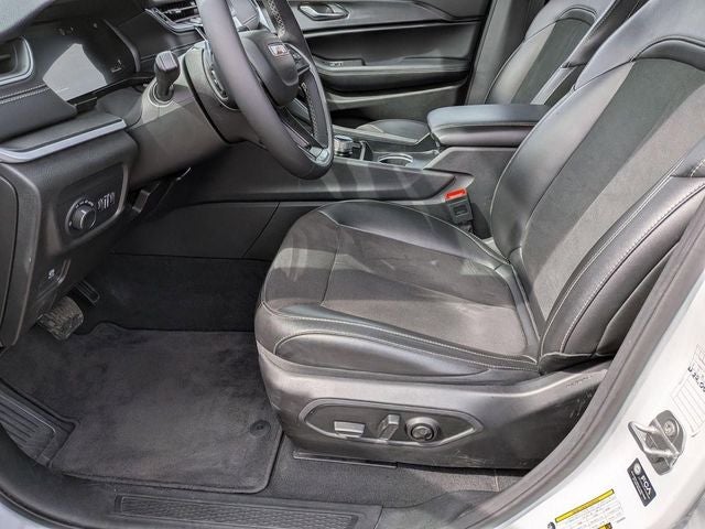 2025 Jeep Grand Cherokee Altitude 4x4