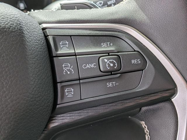 2025 Jeep Grand Cherokee Altitude 4x4