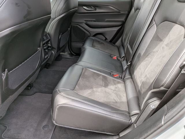 2025 Jeep Grand Cherokee Altitude 4x4