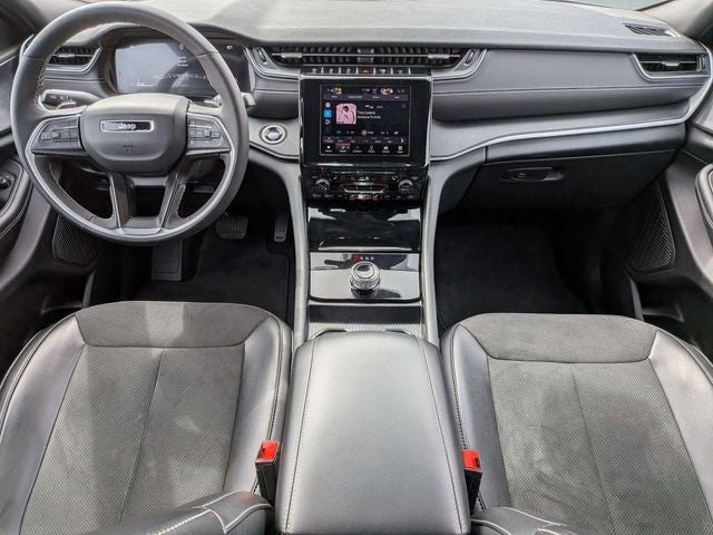 2025 Jeep Grand Cherokee Altitude 4x4