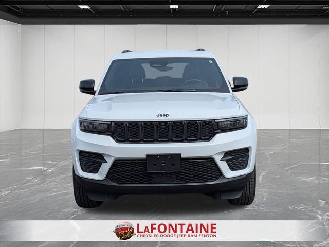 2025 Jeep Grand Cherokee Altitude 4x4