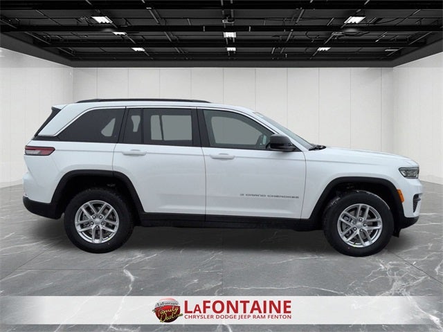 2026 Jeep Grand Cherokee GRAND CHEROKEE LAREDO X 4X4