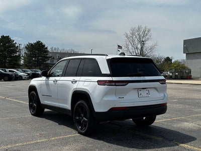 2024 Jeep Grand Cherokee Altitude