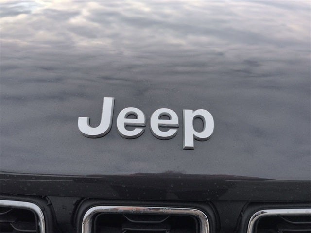 2026 Jeep Grand Cherokee GRAND CHEROKEE LAREDO X 4X4