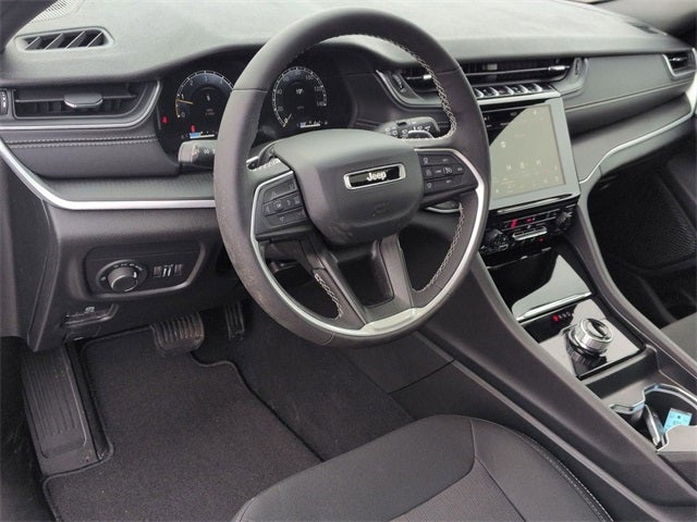 2026 Jeep Grand Cherokee GRAND CHEROKEE LAREDO X 4X4