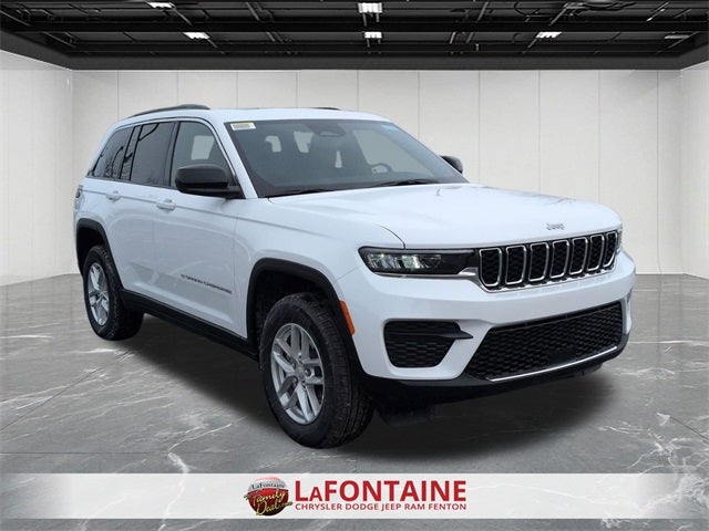 2026 Jeep Grand Cherokee GRAND CHEROKEE LAREDO X 4X4