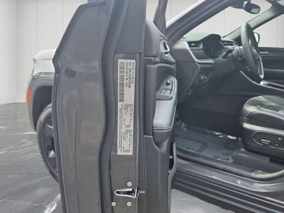 2023 Jeep Grand Cherokee Altitude 4x4