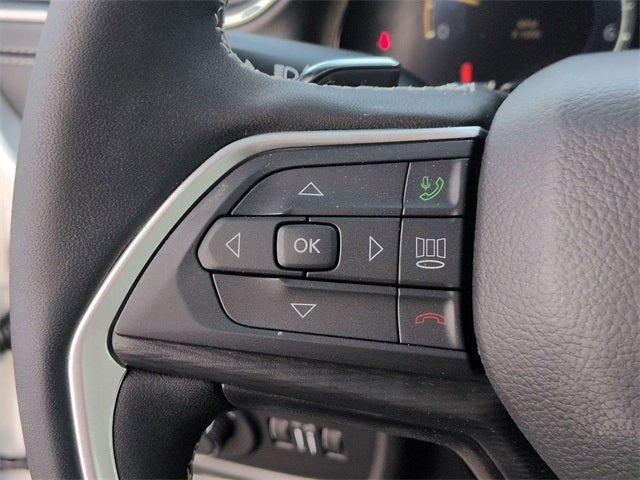 2026 Jeep Grand Cherokee GRAND CHEROKEE LAREDO X 4X4