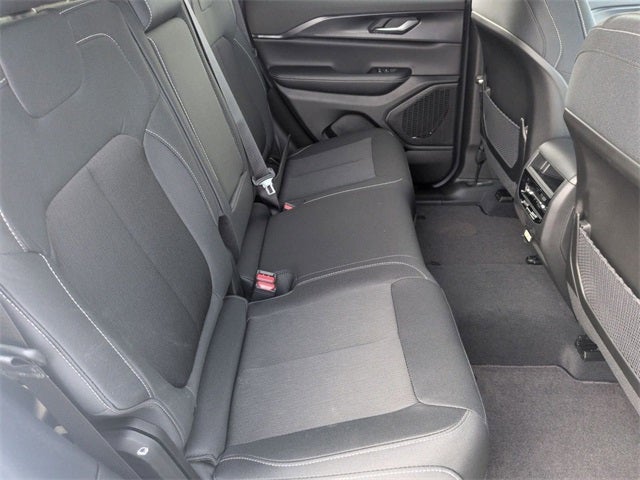 2026 Jeep Grand Cherokee GRAND CHEROKEE LAREDO X 4X4