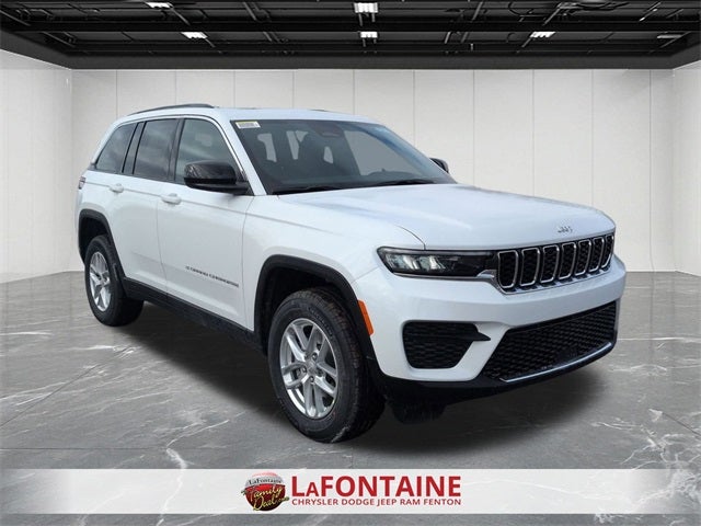 2026 Jeep Grand Cherokee GRAND CHEROKEE LAREDO X 4X4