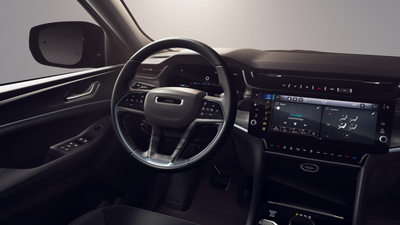 2026 Jeep Grand Cherokee Laredo Altitude