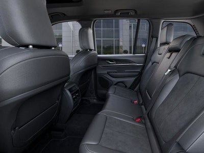 2026 Jeep Grand Cherokee Altitude