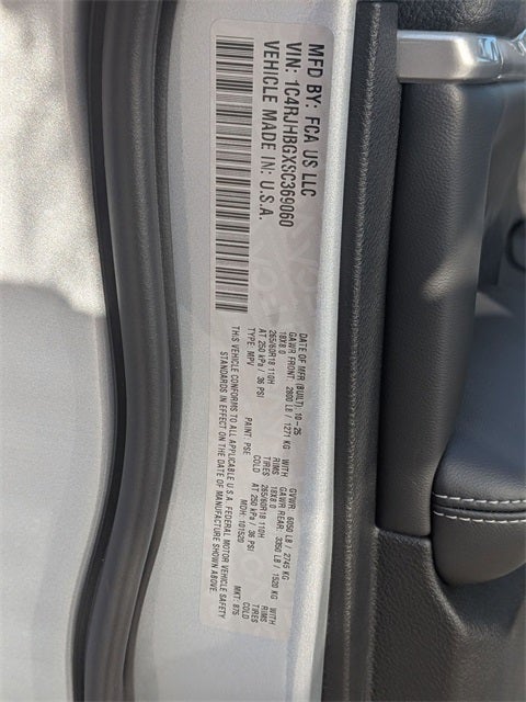 2025 Jeep Grand Cherokee GRAND CHEROKEE LIMITED 4X4