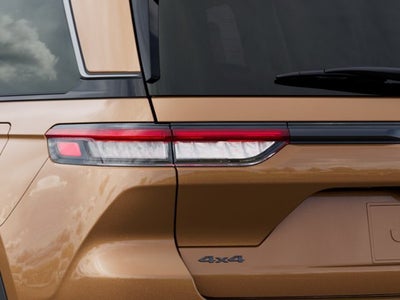 2027 Jeep Grand Cherokee GRAND CHEROKEE LIMITED 4X4