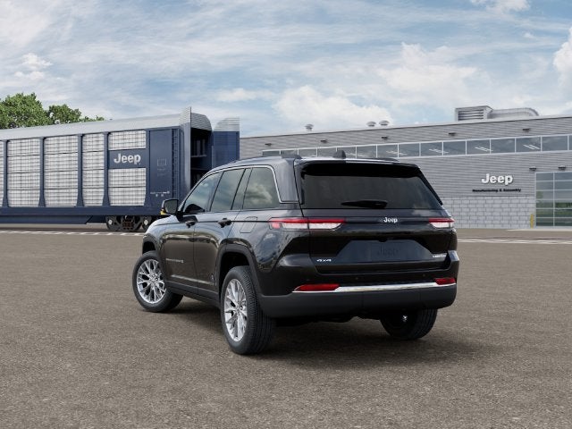2027 Jeep Grand Cherokee GRAND CHEROKEE LIMITED 4X4