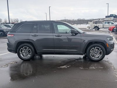 2022 Jeep Grand Cherokee Trailhawk