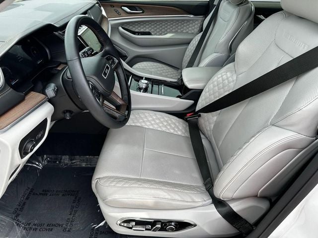 2023 Jeep Grand Cherokee Summit 4x4