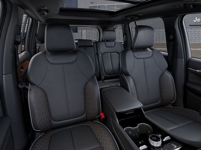 2026 Jeep Grand Cherokee GRAND CHEROKEE SUMMIT 4X4