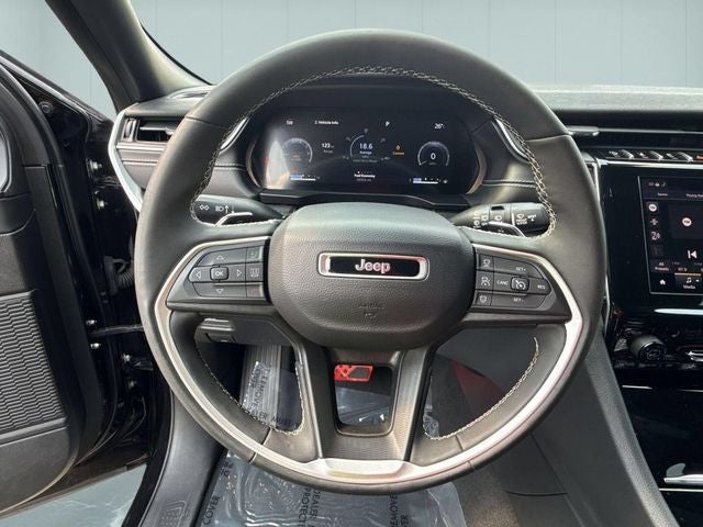 2023 Jeep Grand Cherokee L Altitude 4x4