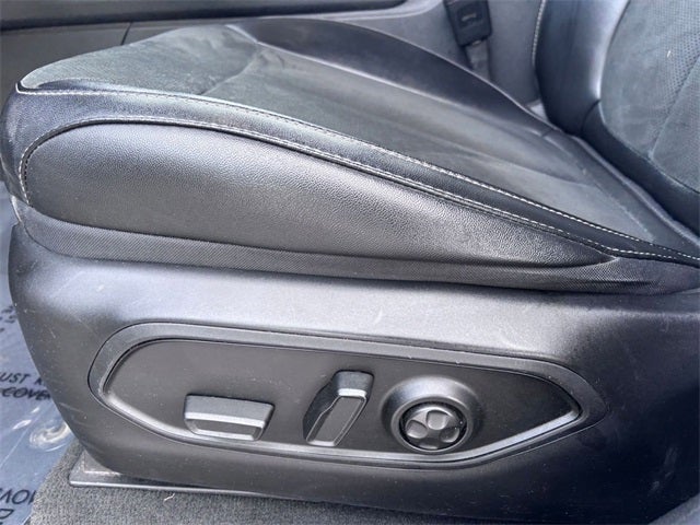 2024 Jeep Grand Cherokee L Altitude 4x4