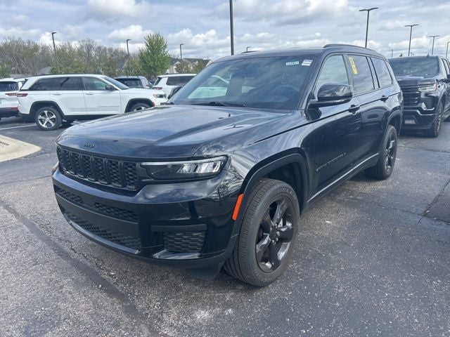 2023 Jeep Grand Cherokee L Altitude 4x4