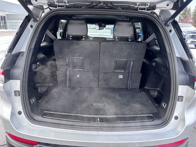 2024 Jeep Grand Cherokee L Altitude 4x4