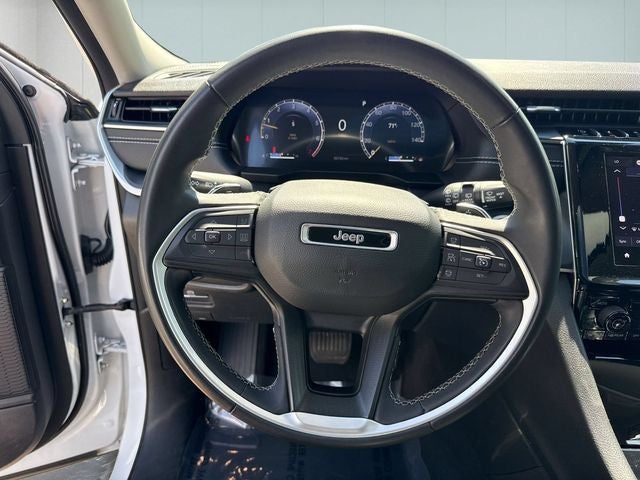 2024 Jeep Grand Cherokee L Laredo X 4x4