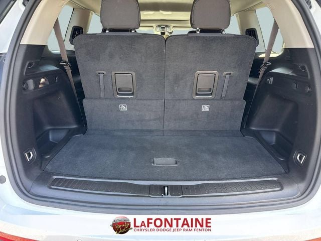 2024 Jeep Grand Cherokee L Laredo X 4x4