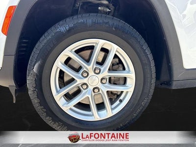 2024 Jeep Grand Cherokee L Laredo X 4x4