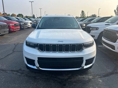 2024 Jeep Grand Cherokee L Laredo X 4x4