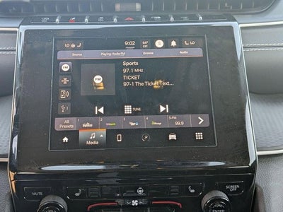 2023 Jeep Grand Cherokee L Laredo 4x4