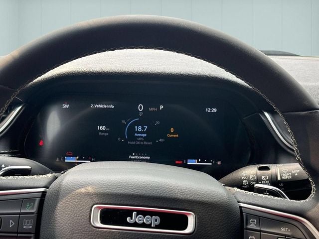 2023 Jeep Grand Cherokee L Altitude 4x4